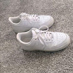 Women’s 8.5 White Air force Ones
